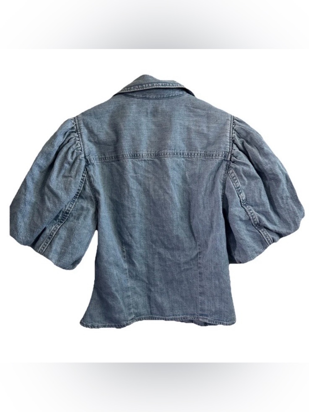 Levi’s Roxy Puff Sleeve Button Up - Picture 2 of 14